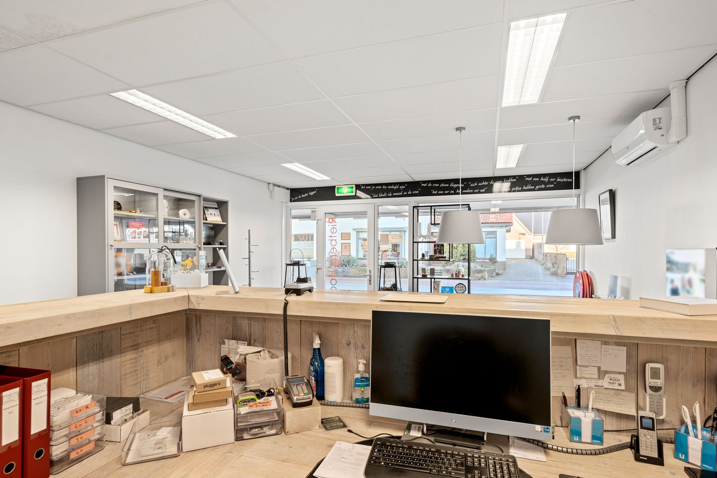 View photo 5 of Veenderweg 107