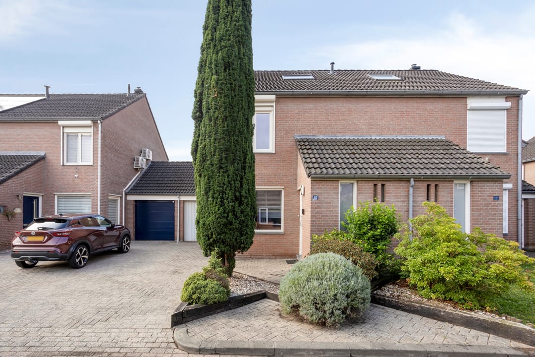 Photo 2 of Mathijs Roosenstraat 10