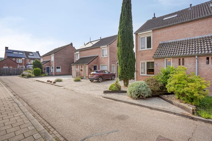 Foto 37 van Mathijs Roosenstraat 10