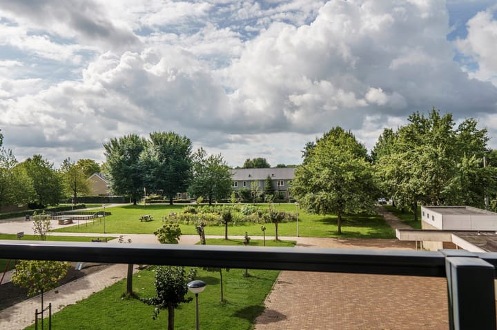 Foto 5 van Loplein 30