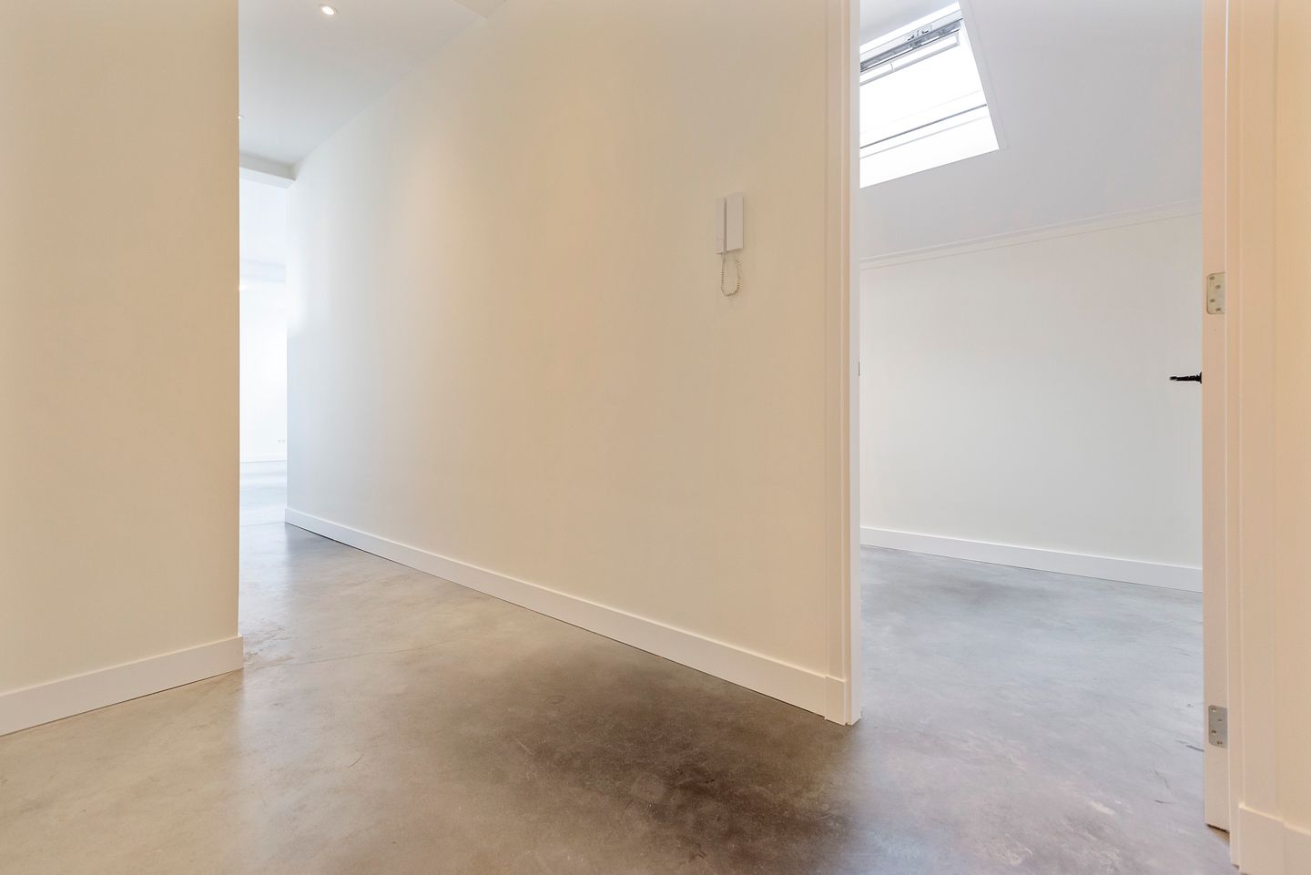 Photo 19 of Amsterdamsevaart 20-C