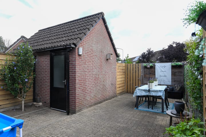 Photo 7 of Mondriaanstraat 3