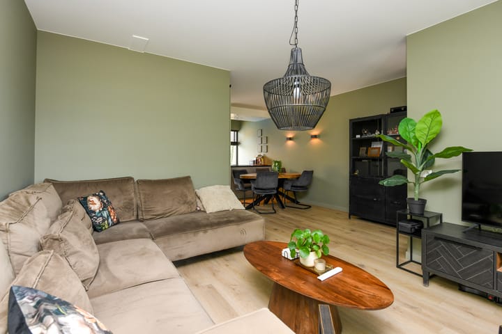 Photo 14 of Mondriaanstraat 3