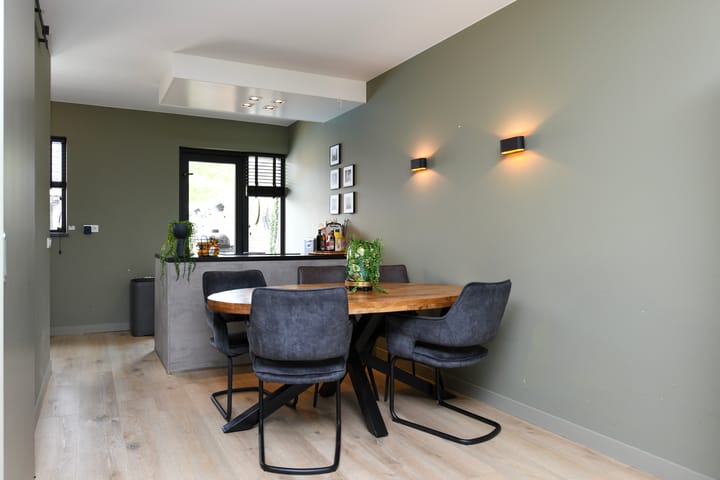 Photo 16 of Mondriaanstraat 3