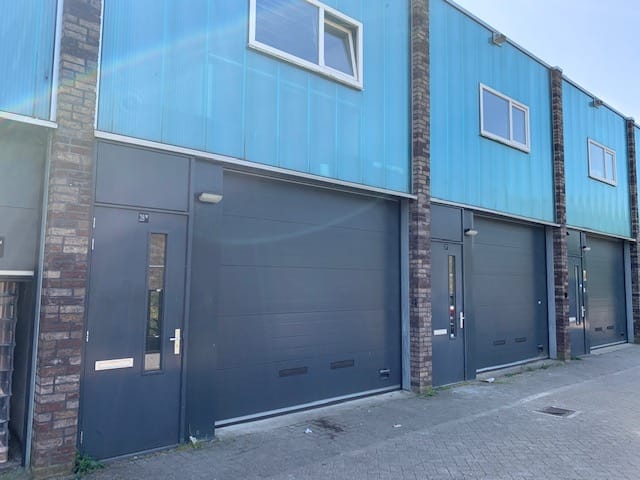 View photo 2 of Roggeweg 28-W