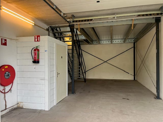 View photo 4 of Roggeweg 28-W