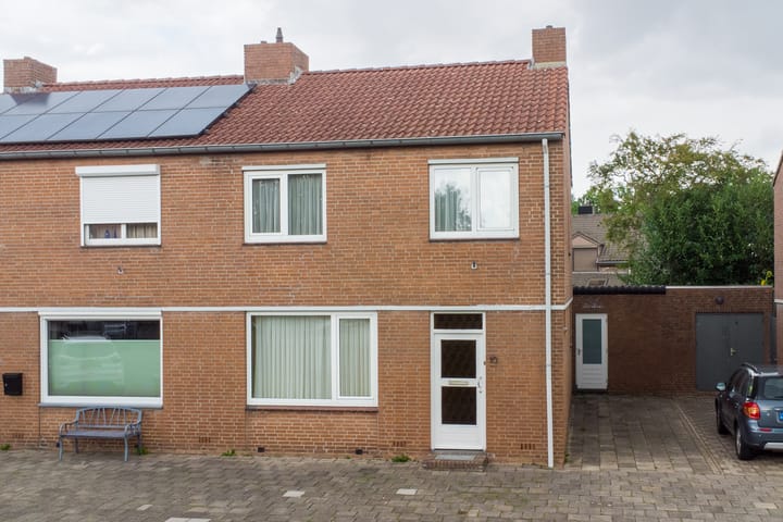 Foto 21 van Ursulinenstraat 10