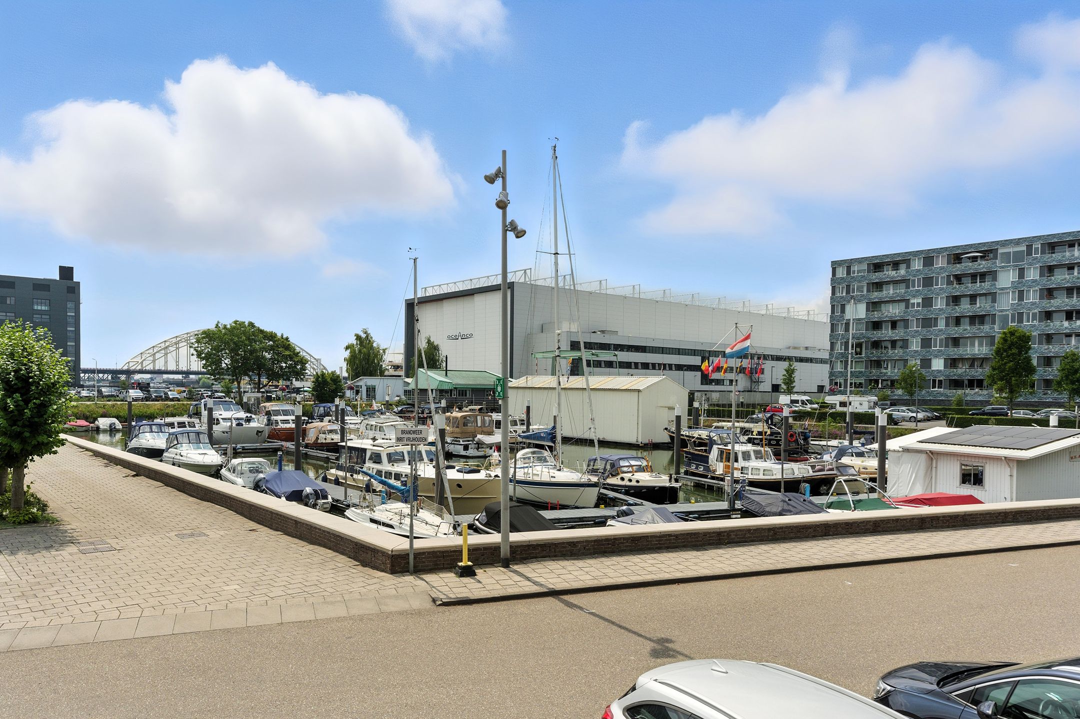 Foto 3 van Raadhuisplein 17