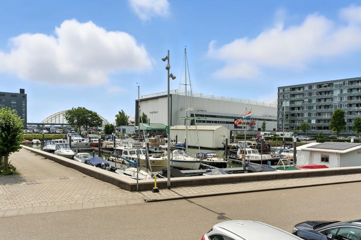 Foto 3 van Raadhuisplein 17