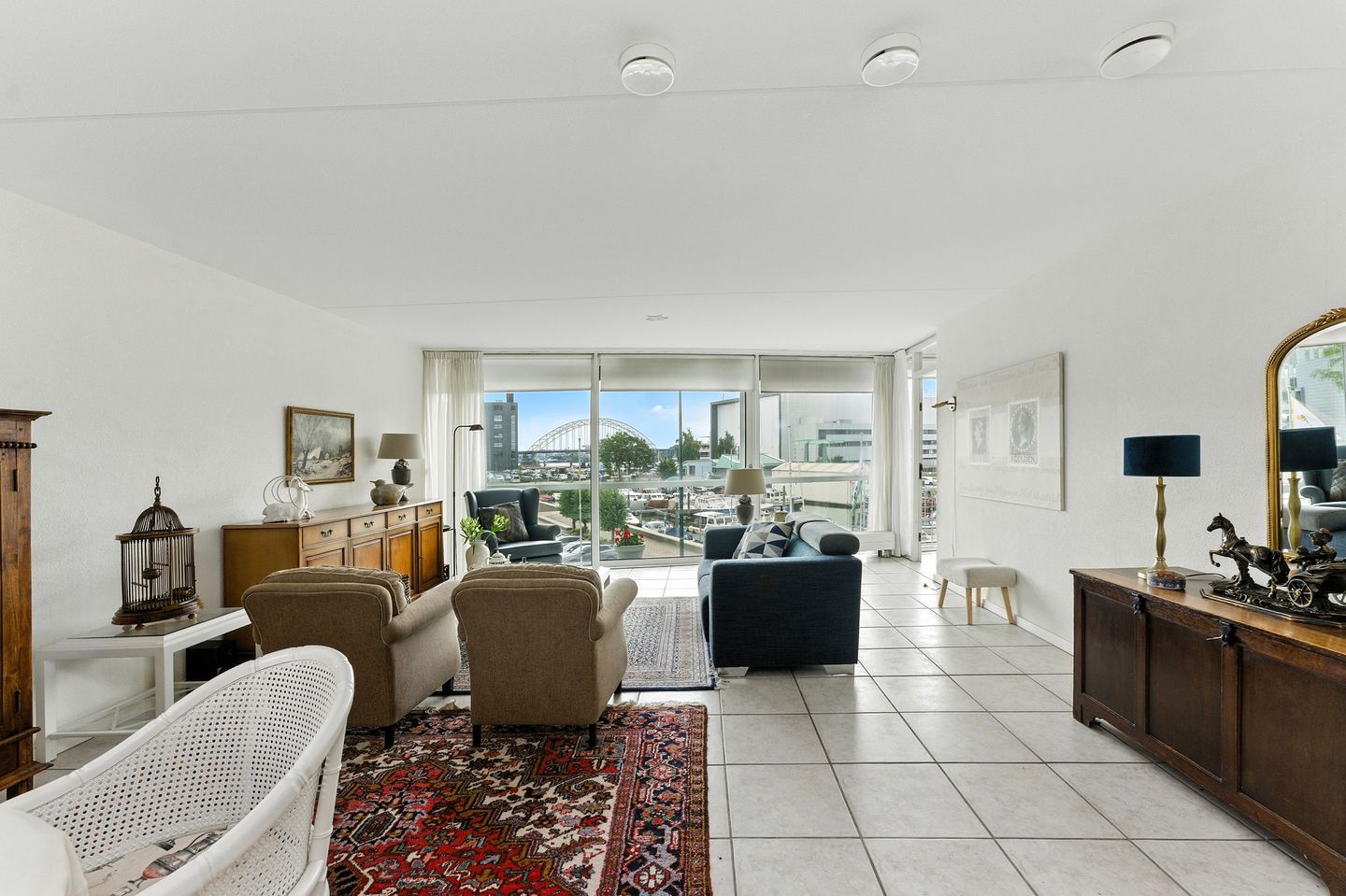 Foto 25 van Raadhuisplein 17