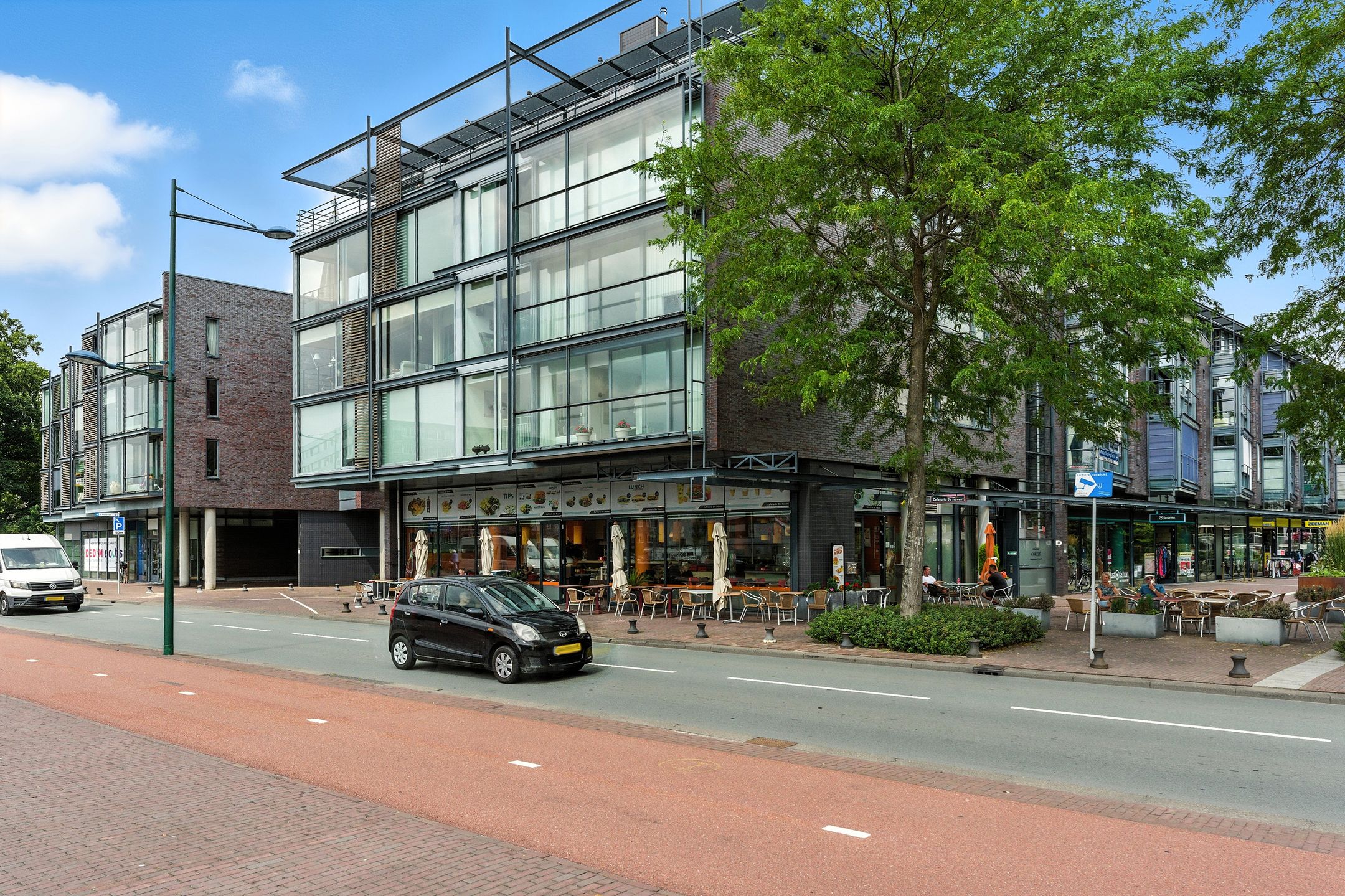 Foto 45 van Raadhuisplein 17