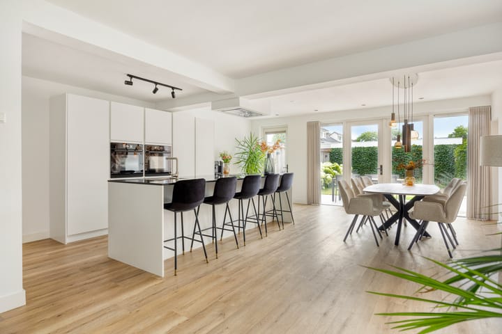 Photo 3 of Johanna van Burenlaan 26