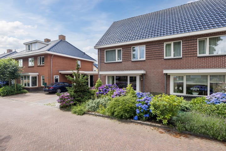 Foto 2 van Doumaat 9