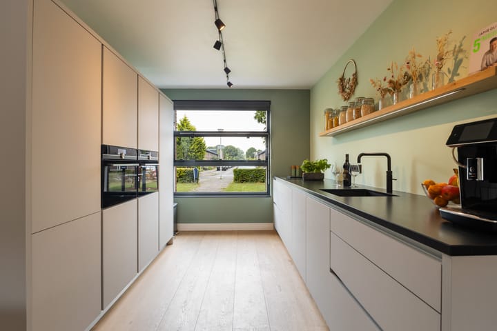 Foto 12 van Zevenblad 38