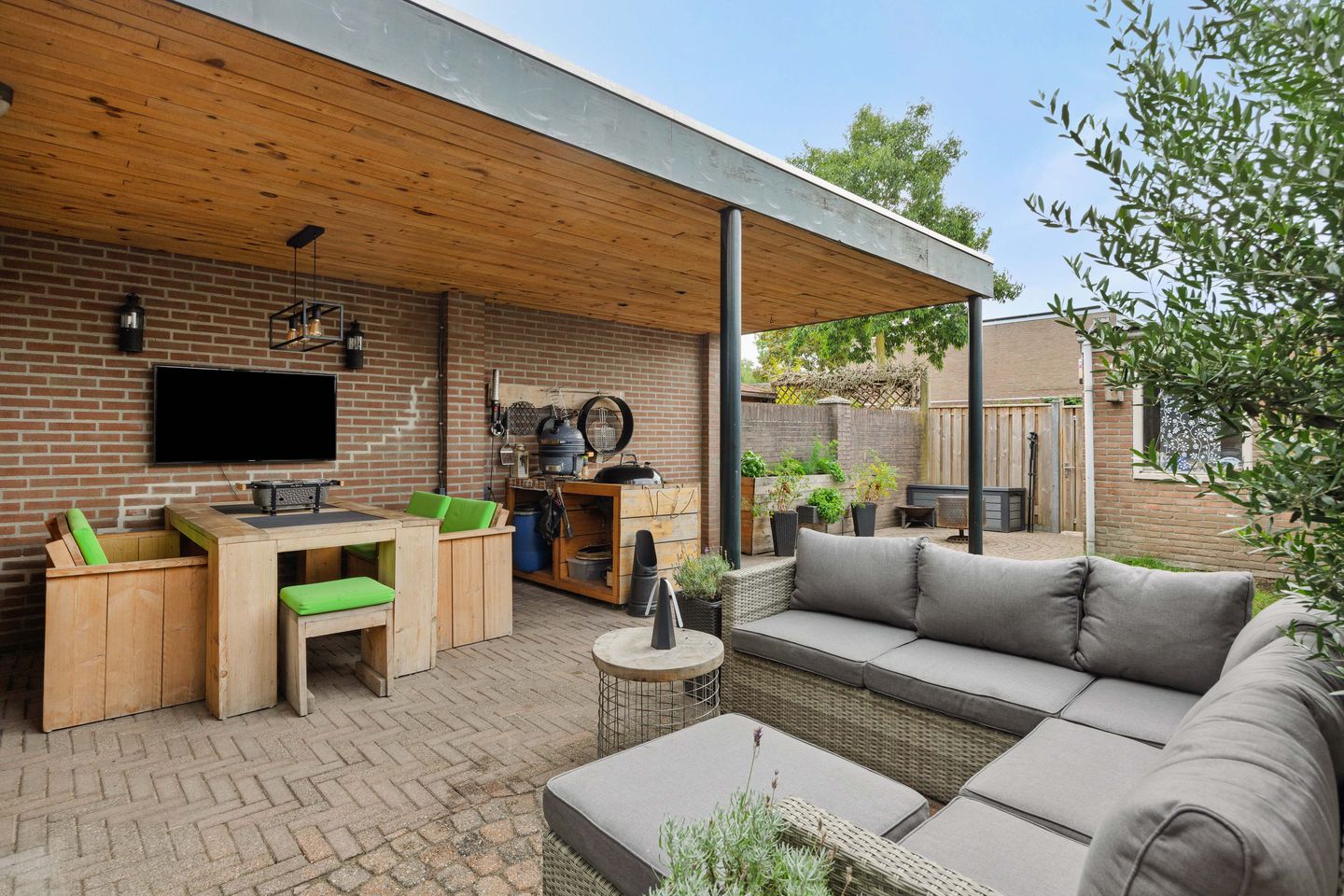 Foto 34 van Tarbotstraat 8