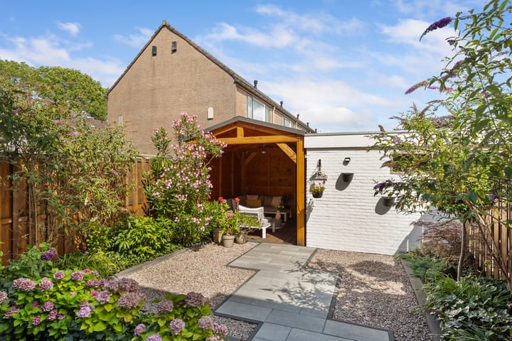 Foto 17 van Halleyweg 14