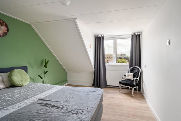 Foto 33 van Halleyweg 14