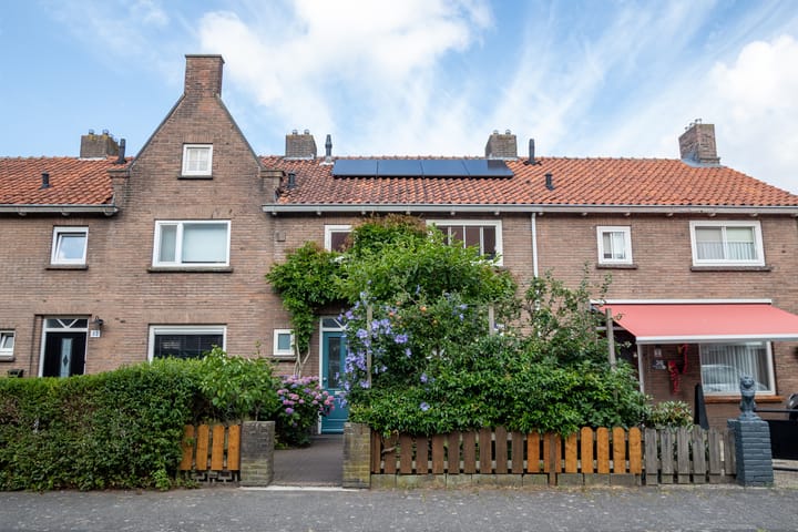 Photo 1 of Pieter van Osstraat 34