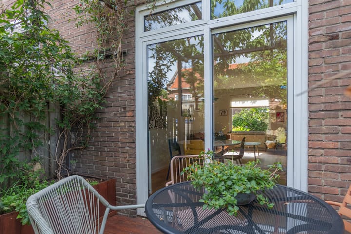 Photo 36 of Pieter van Osstraat 34