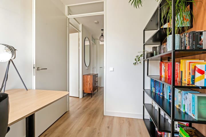 Foto 32 van Jean Perrinstraat 15