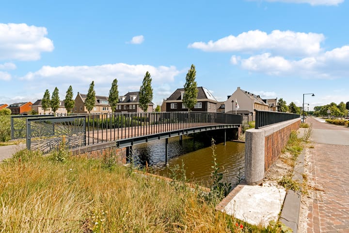 Foto 65 van Jean Perrinstraat 15