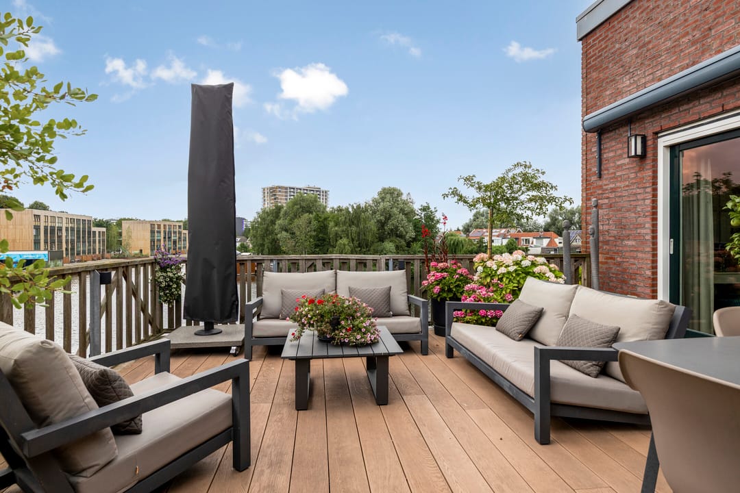 Photo 1 of Landsmeerderdijk 20-A