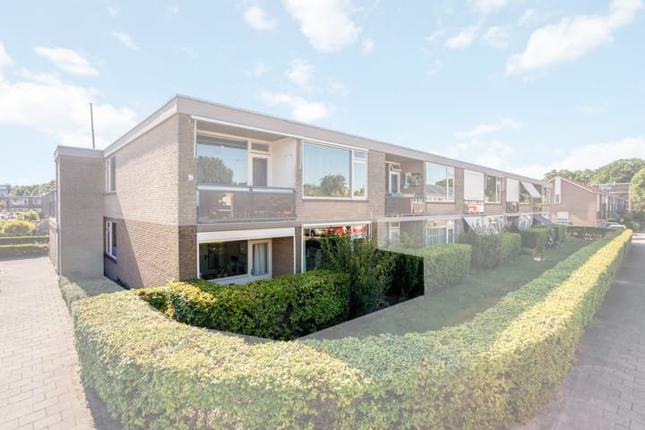 Photo 2 of Bizetstraat 26