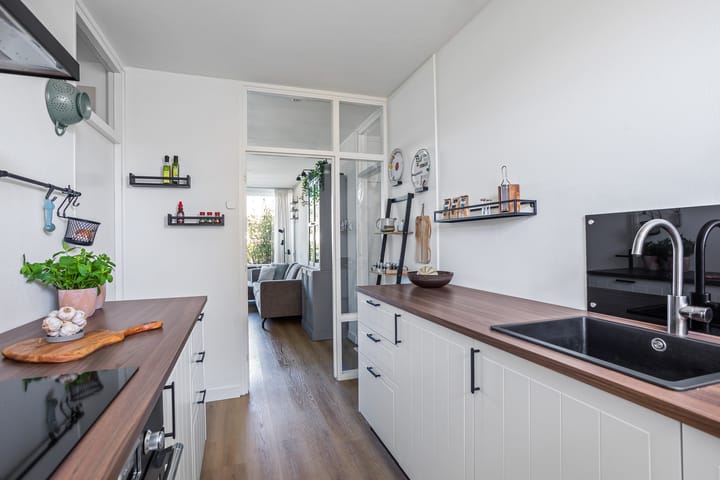 Foto 10 van Bizetstraat 26