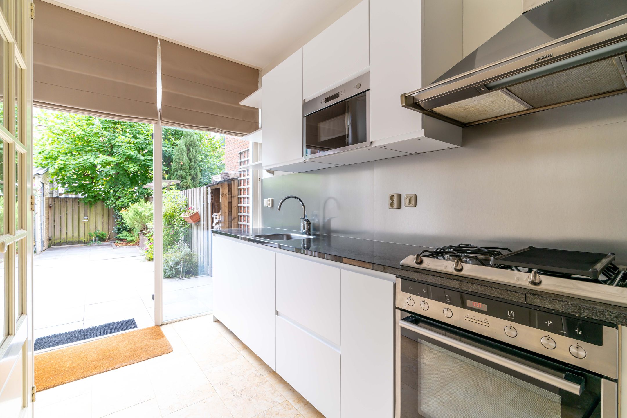 Foto 12 van Van Hoornbeekstraat 8-A