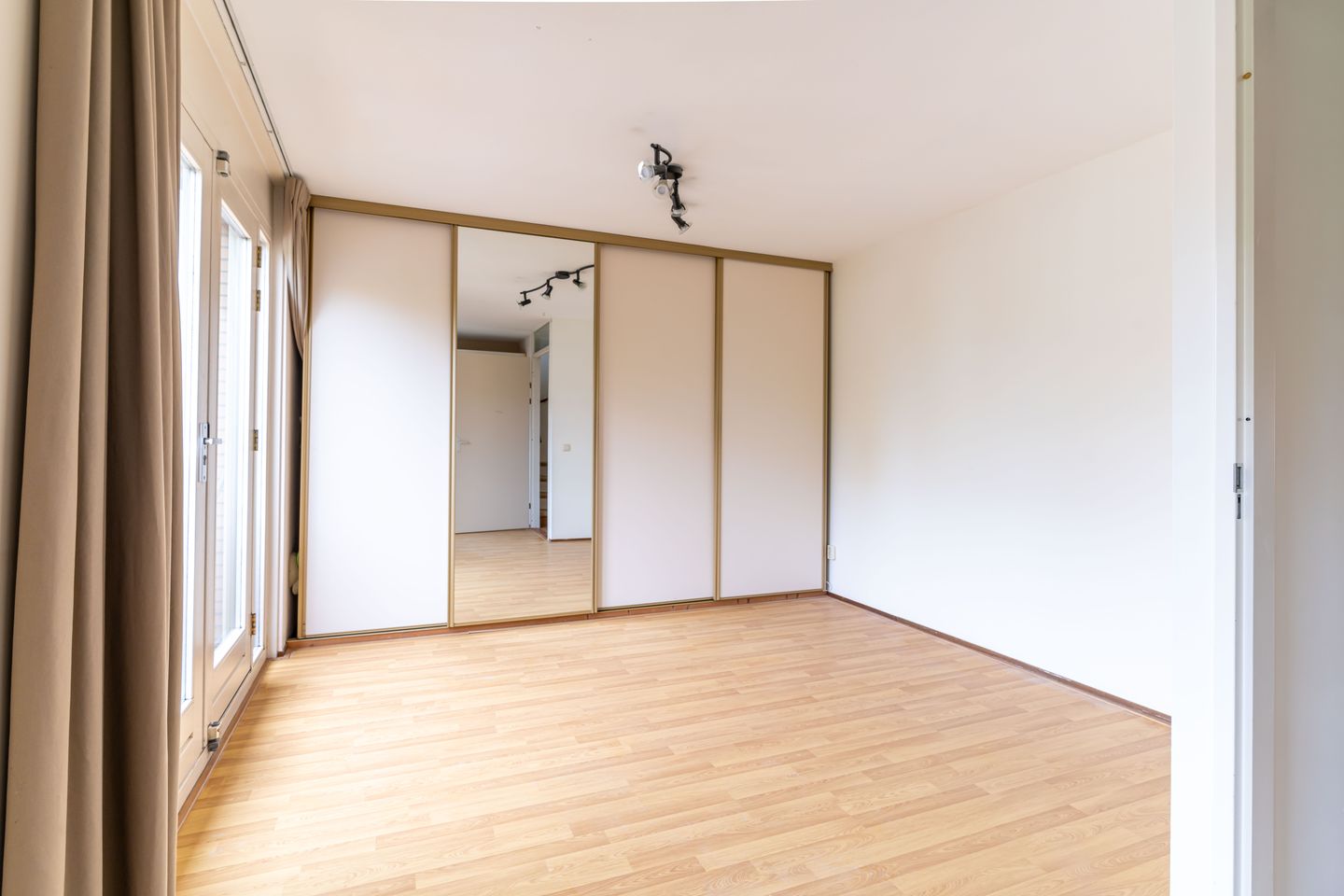 Foto 29 van Van Hoornbeekstraat 8-A