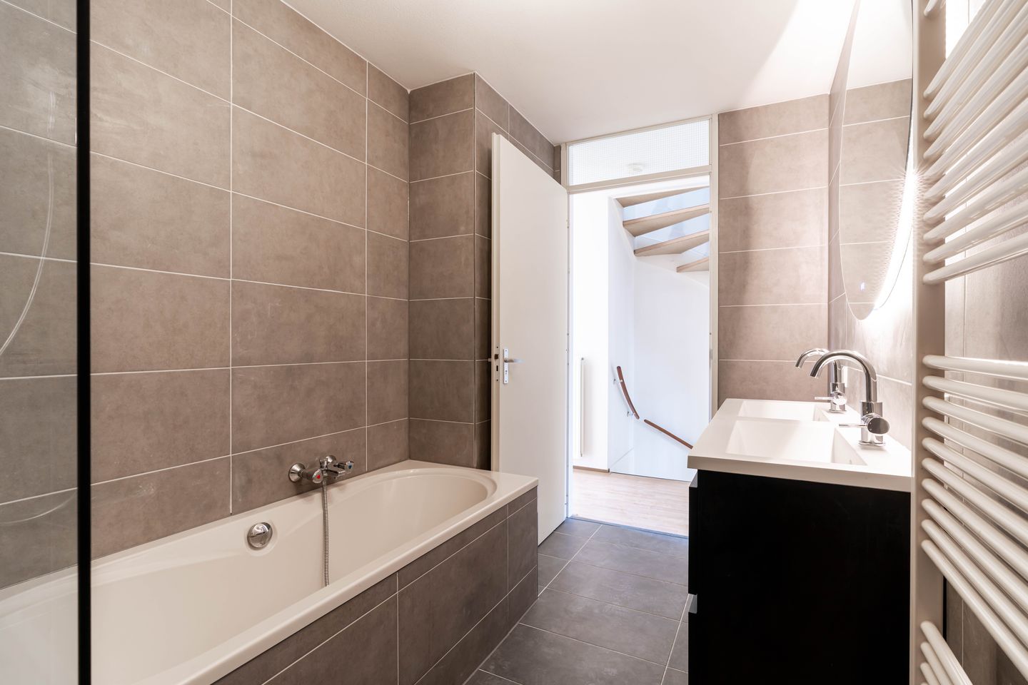 Foto 40 van Van Hoornbeekstraat 8-A