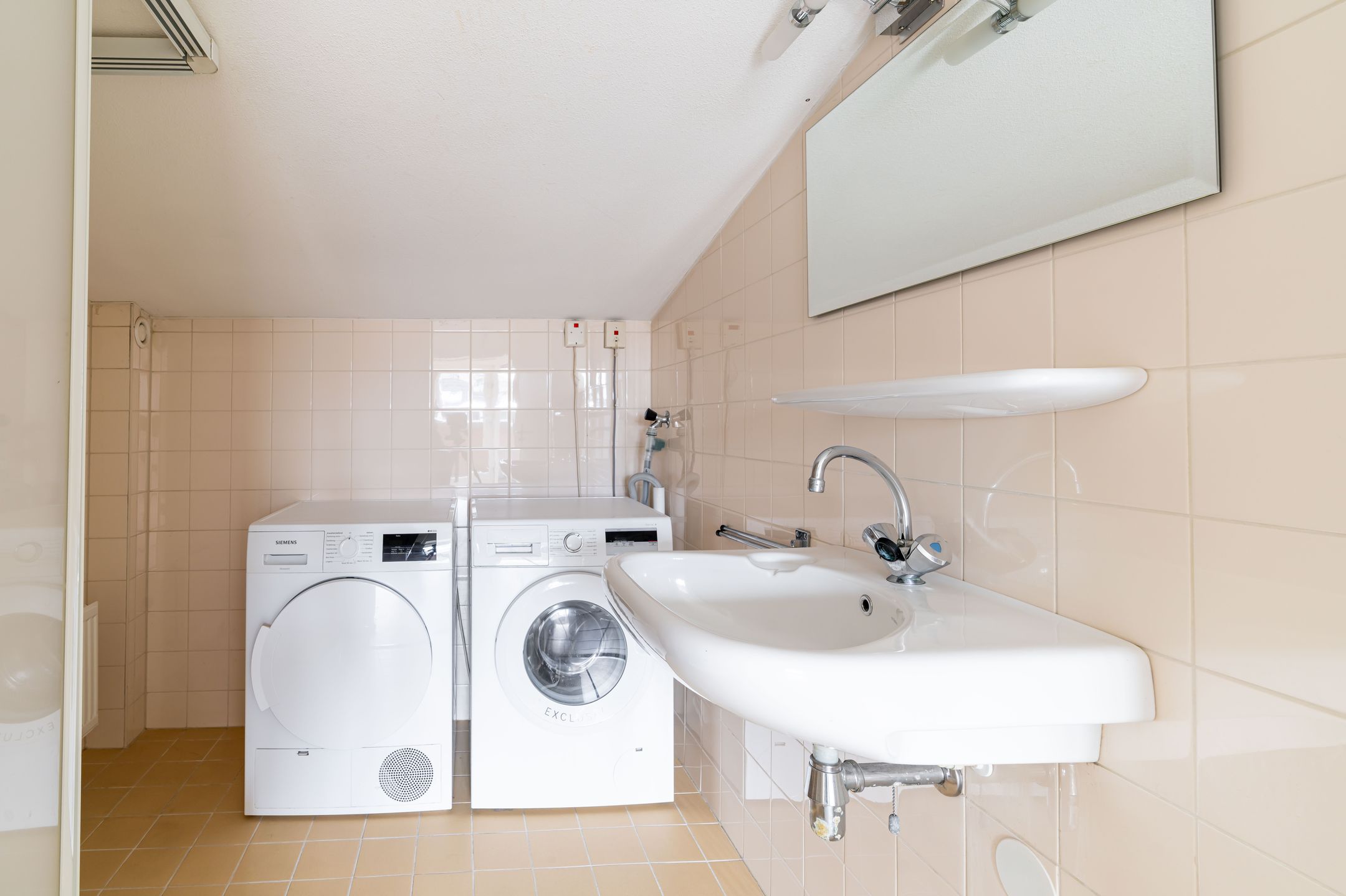 Foto 54 van Van Hoornbeekstraat 8-A