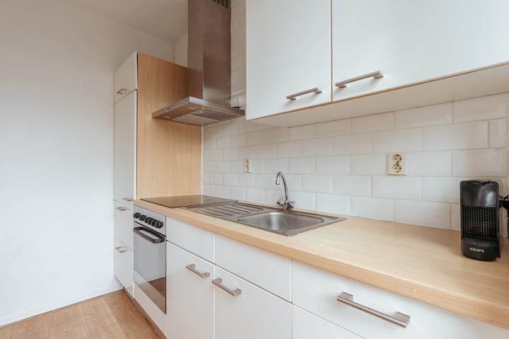 Foto 11 van Menadostraat 13-D