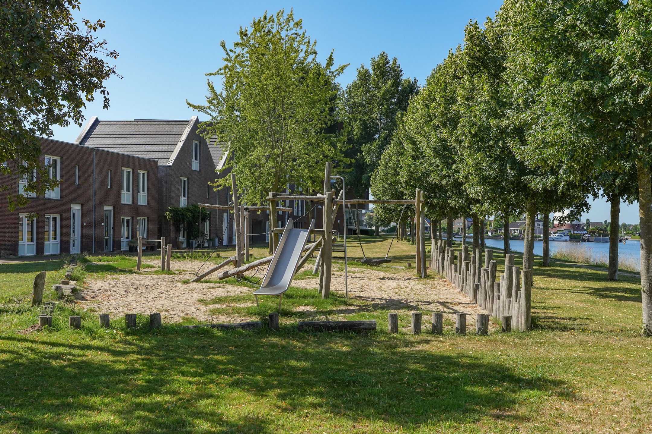 Foto 51 van Veldoven 23