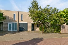 free-sector-houses for rent on Symfonie 69