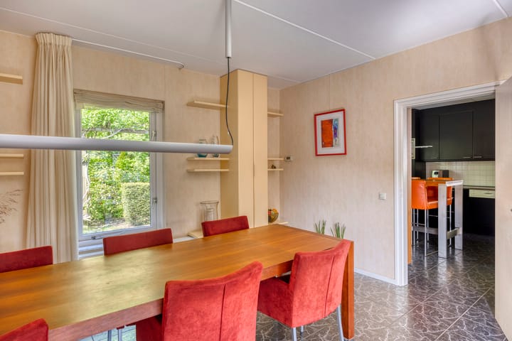 Foto 16 van Gentiaan 6