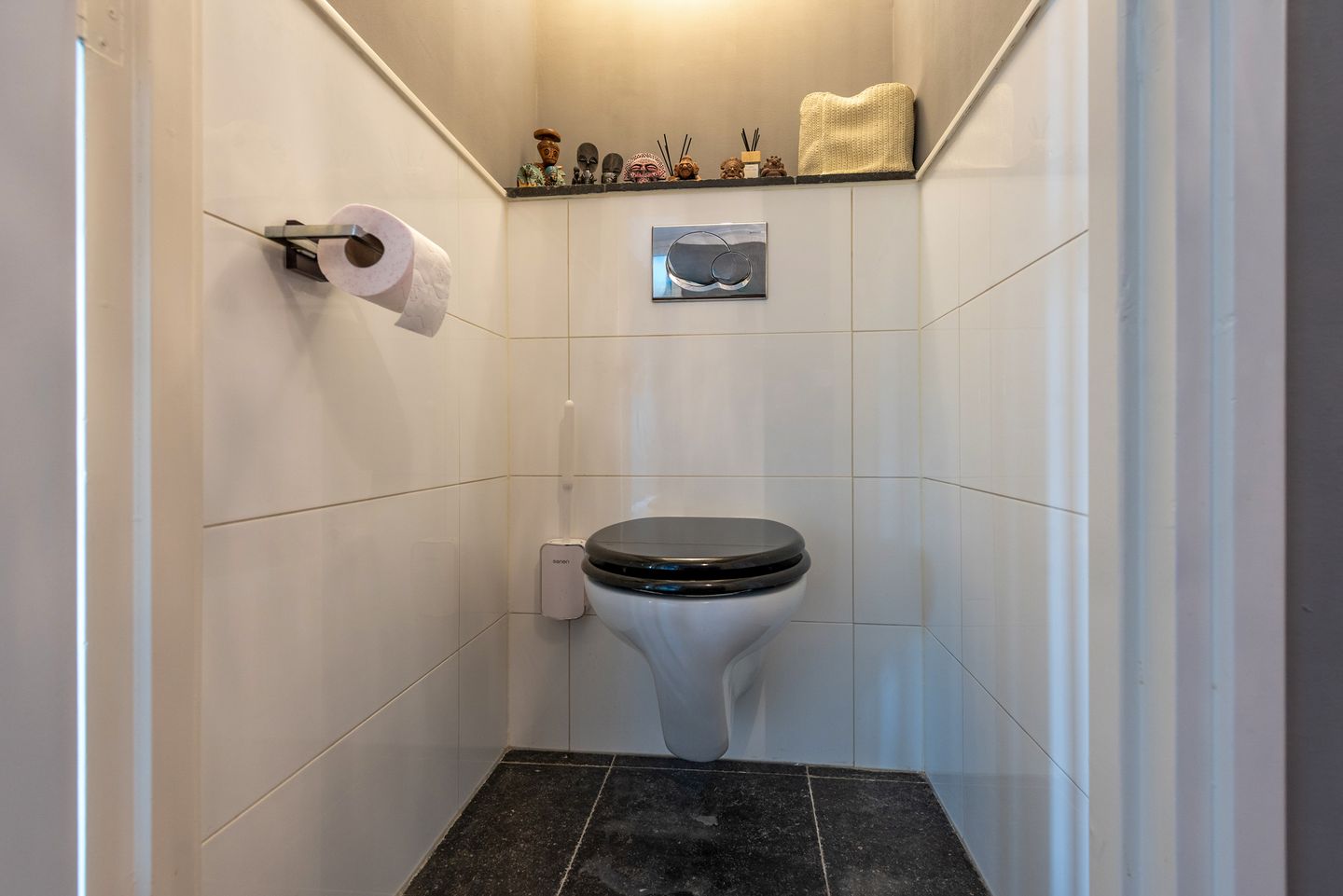 Photo 20 of Denenburg 97