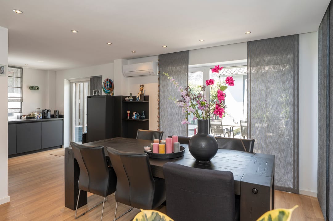 Photo 11 of Conventuelenstraat 2