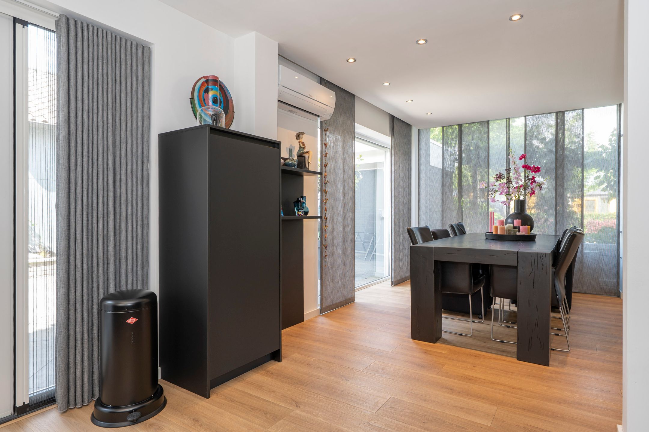 Photo 15 of Conventuelenstraat 2