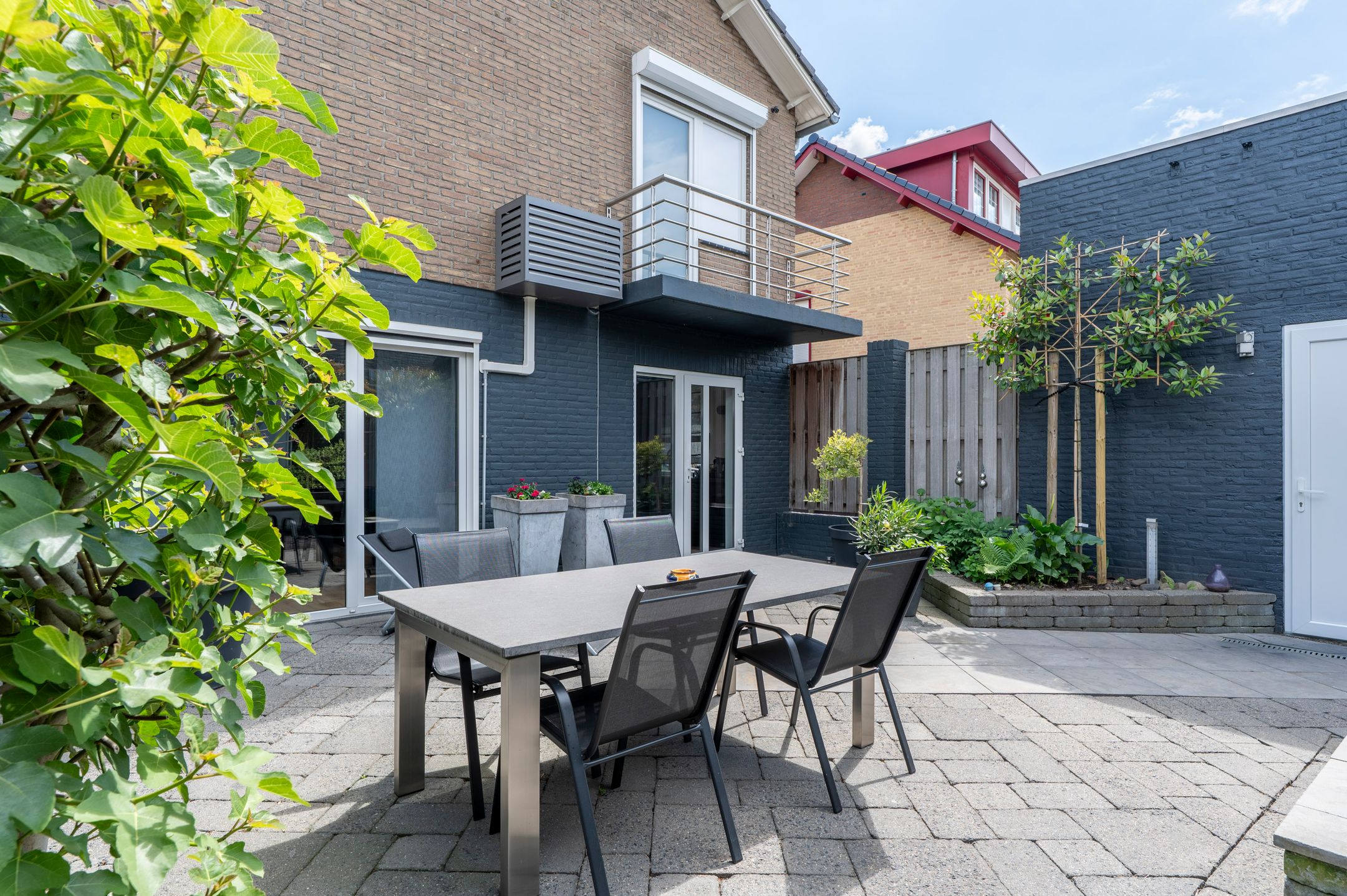 Photo 27 of Conventuelenstraat 2