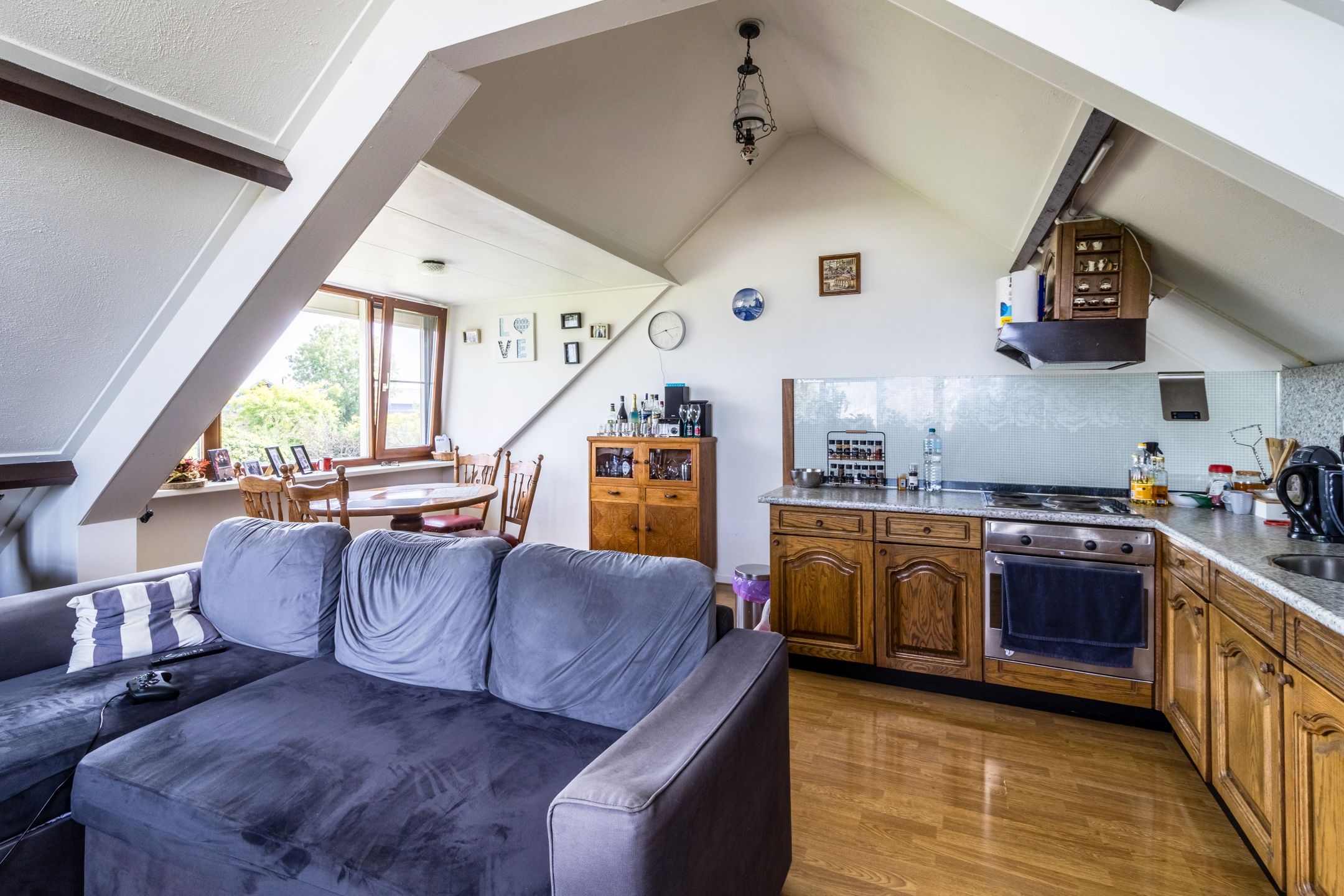 Foto 42 van Knibbelweg 17