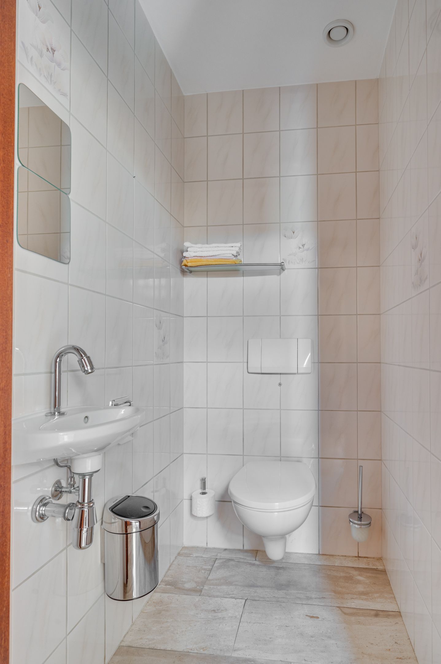 Photo 9 of Broekstraat 12