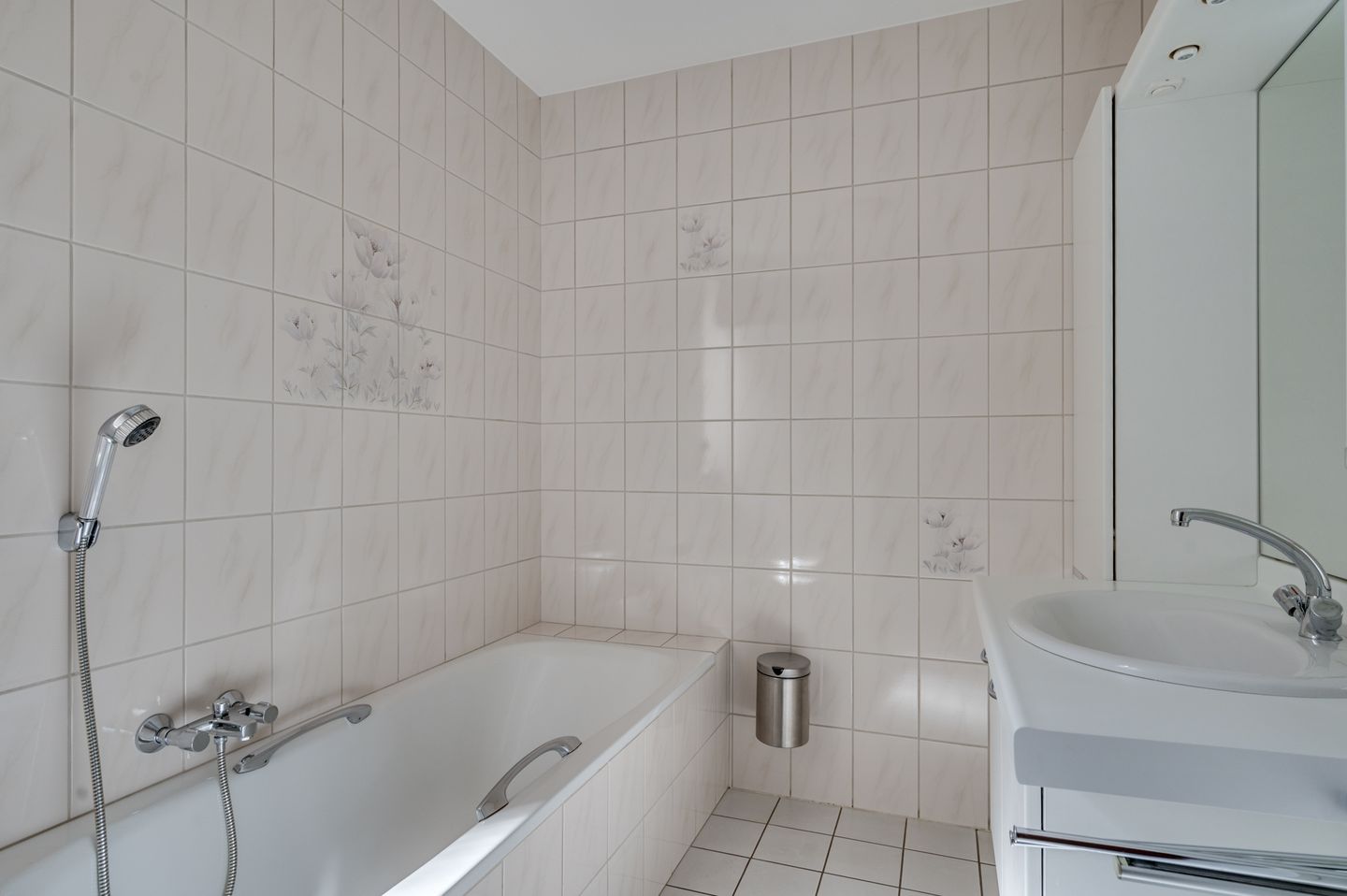 Photo 14 of Broekstraat 12