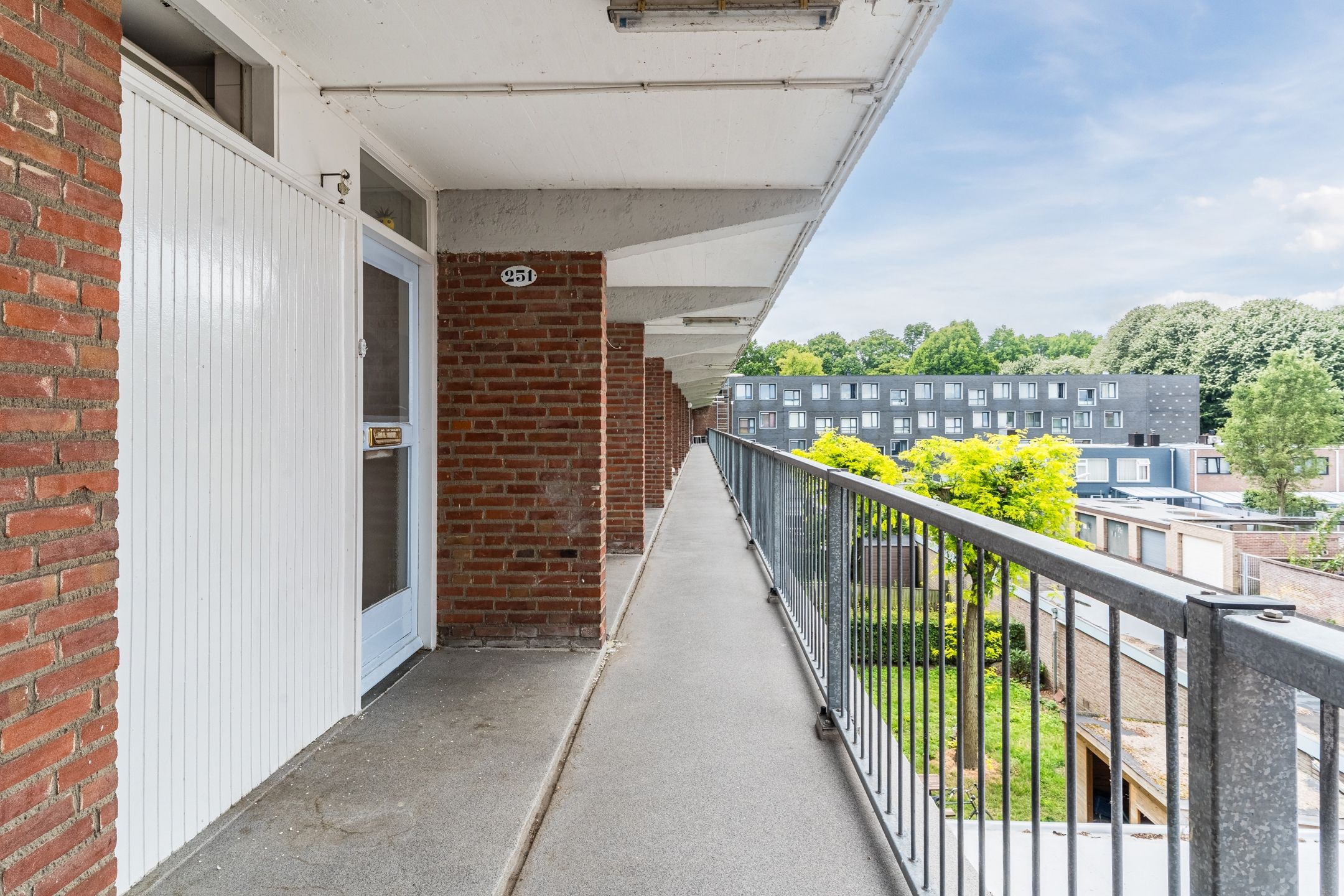 Foto 6 van Trouwlaan 251