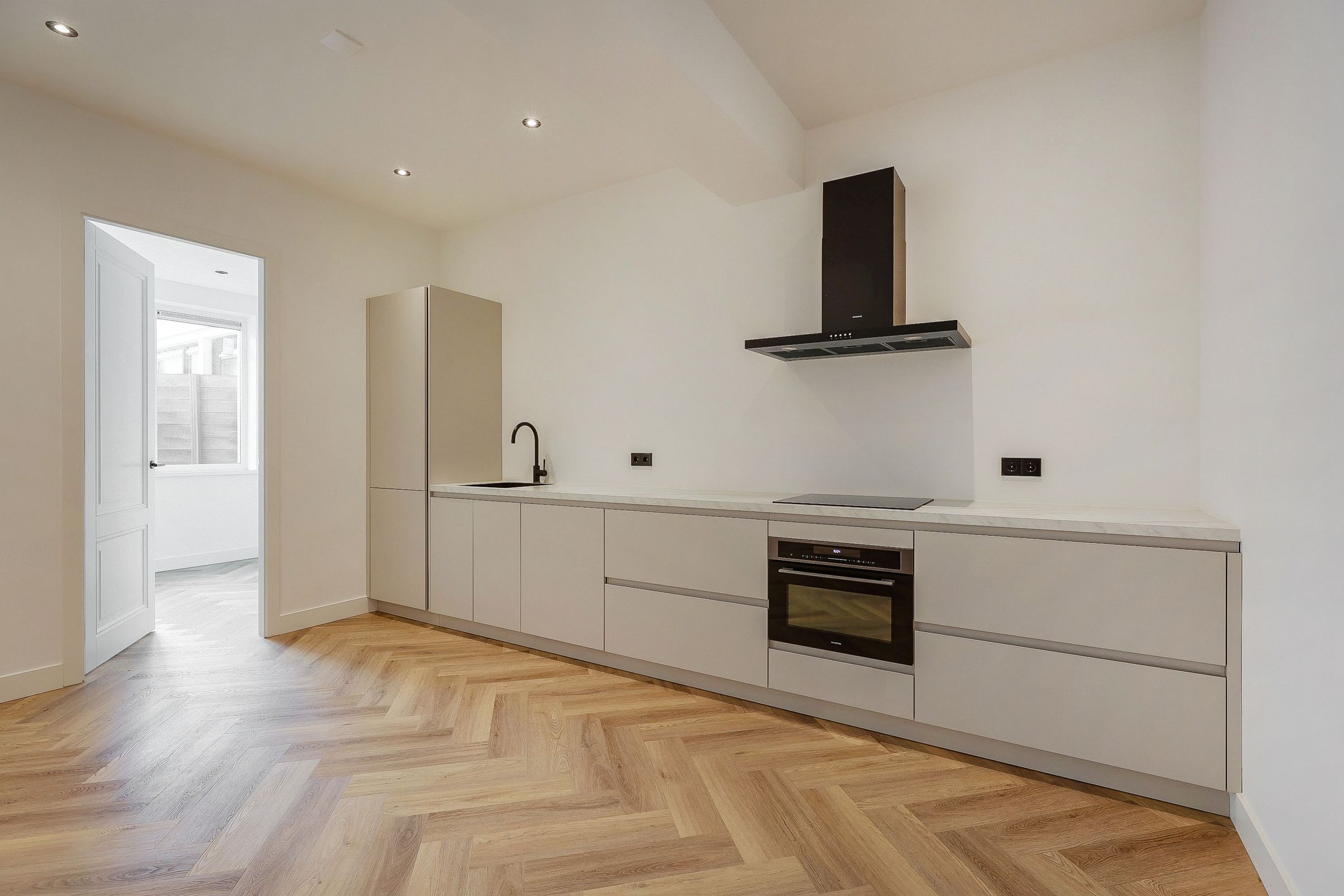 Foto 3 van Cornelis Trooststraat 22-H