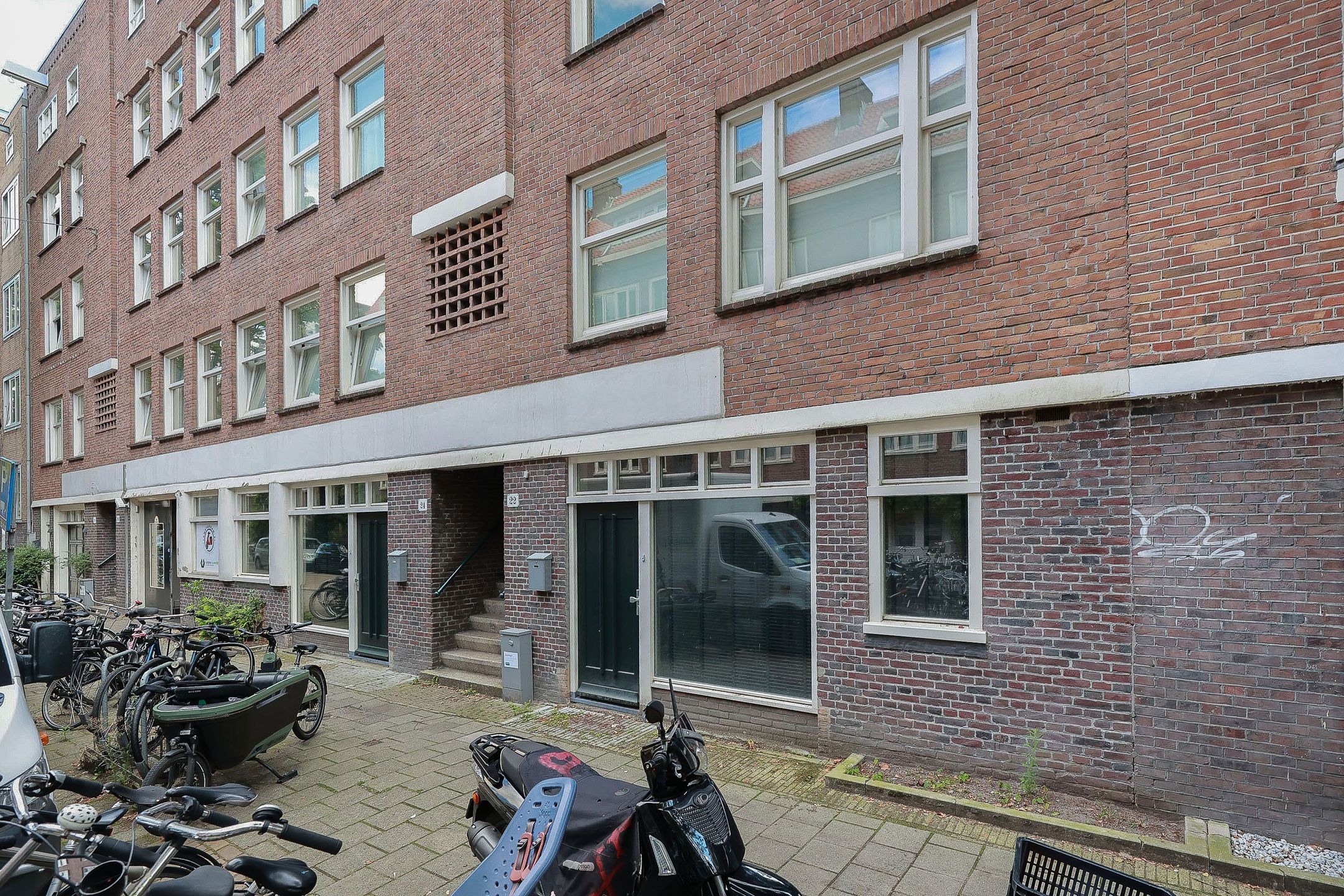 Foto 21 van Cornelis Trooststraat 22-H