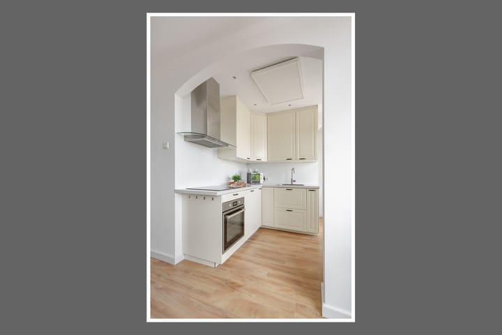 Foto 16 van Lorentzplein 16