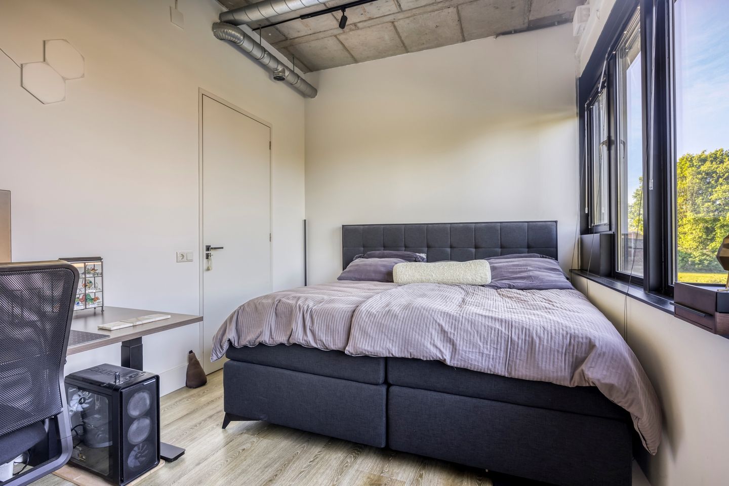 Foto 19 van Eekbrouwersweg 6-C