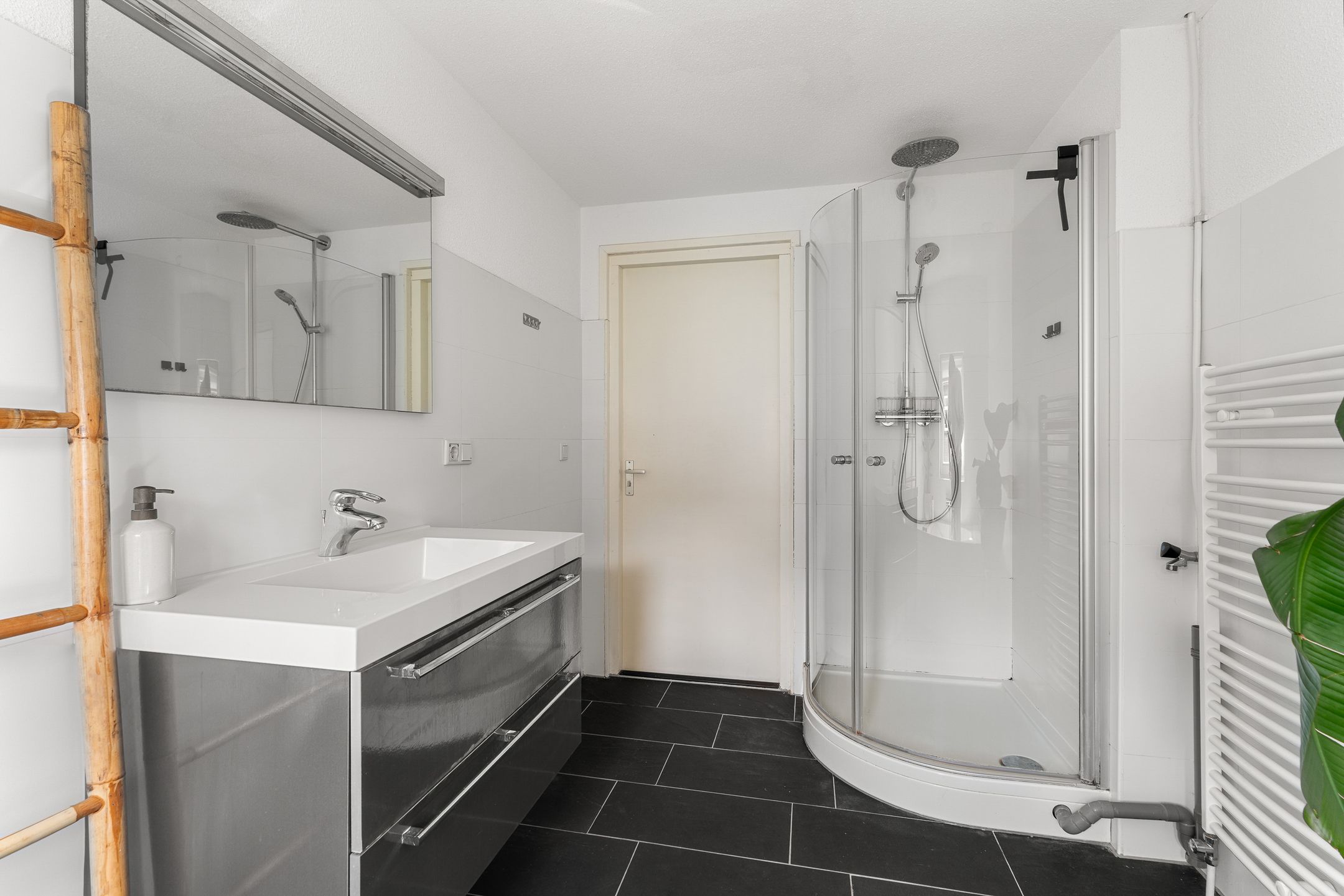 Foto 33 van Ruisdaelstraat 21-A