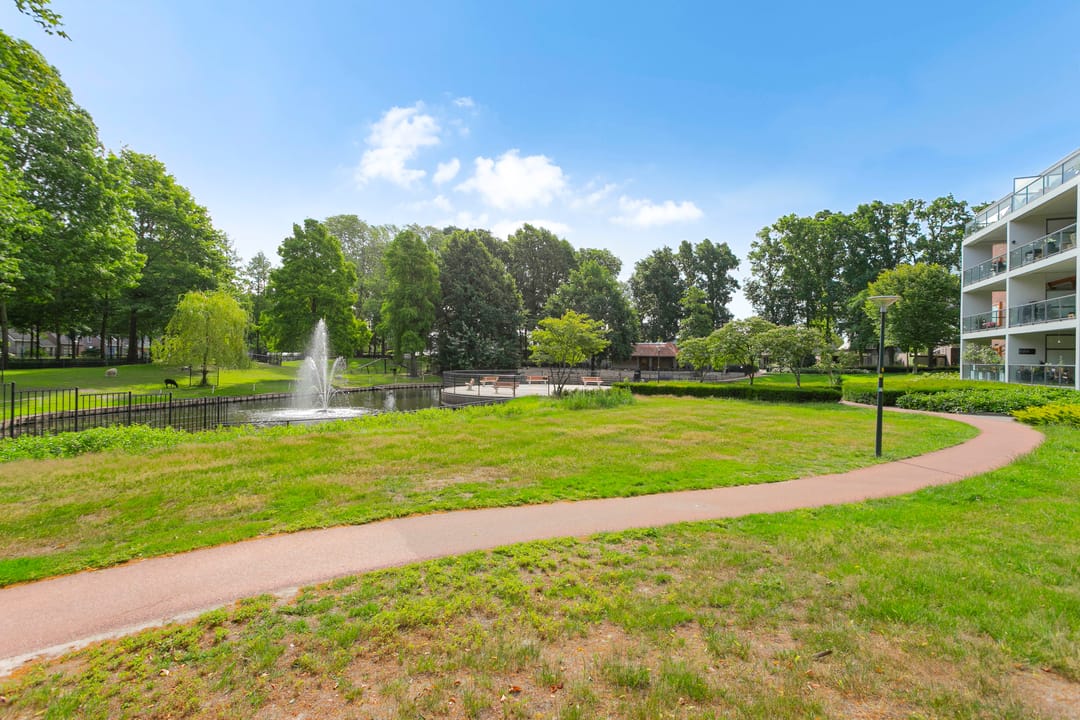 Foto 31 van Arnold van Rodelaan 7